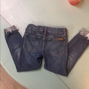 Girls size 7 cropped skinny jeans Joe’s brand.
